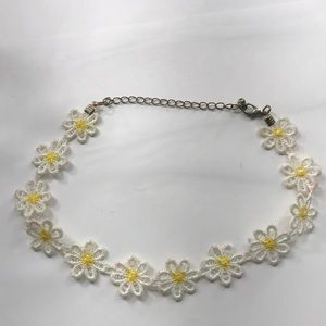 flower daisy choker